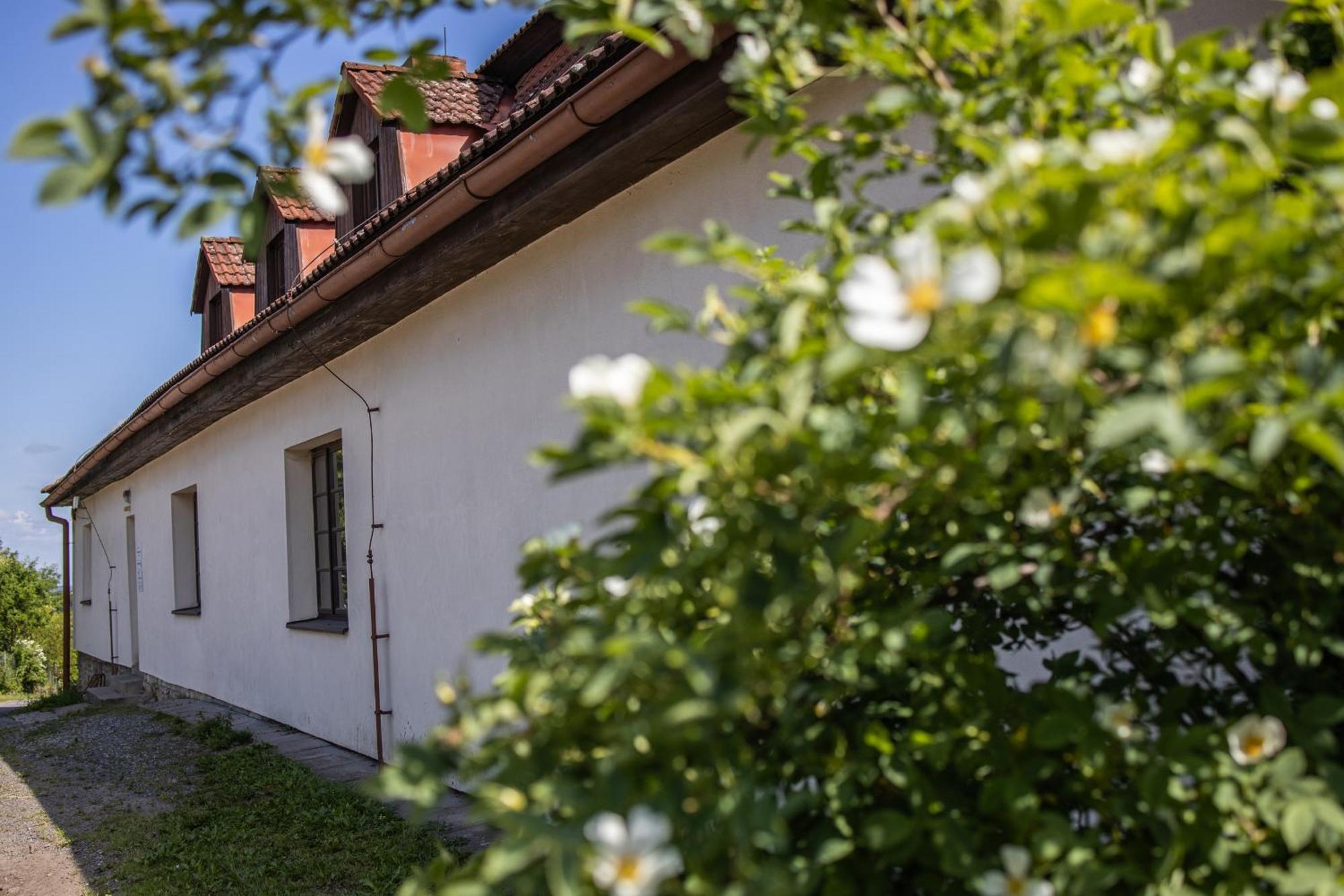 Hotel Hajenka Strakov Litomyšl Exterior foto